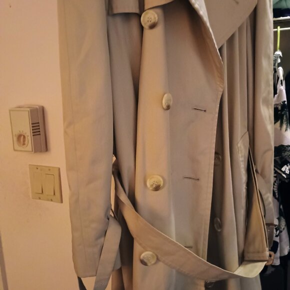 Burberry Women's Long Trench Coat - Picture 10 of 10